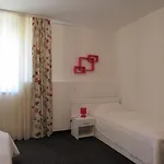 Klaudija Трогір