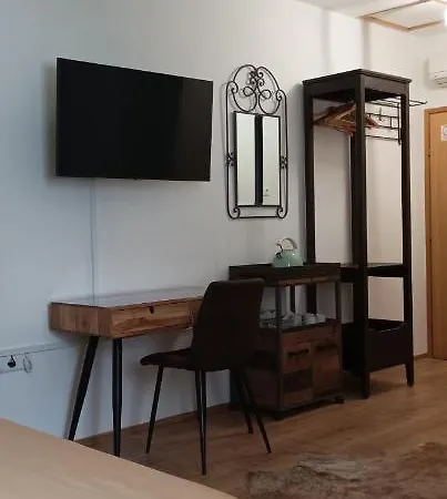 Klaudija 4* Трогір