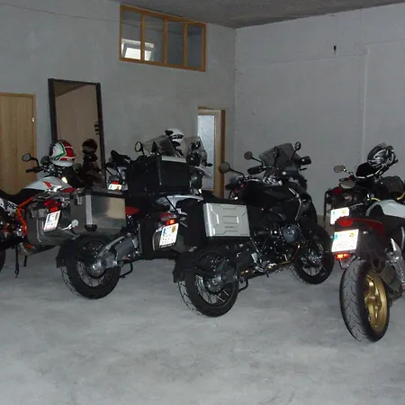 Klaudija טרוגיר