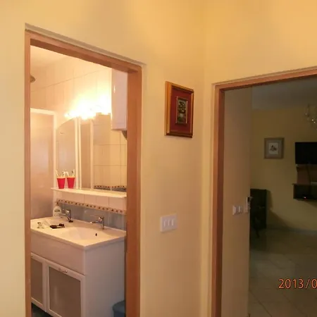 Гостьовий будинок Klaudija 4*