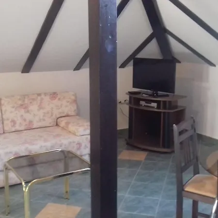 Klaudija Гостьовий будинок 4*