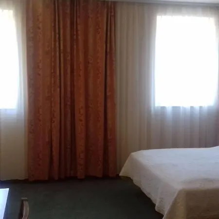 Klaudija 4* Трогір