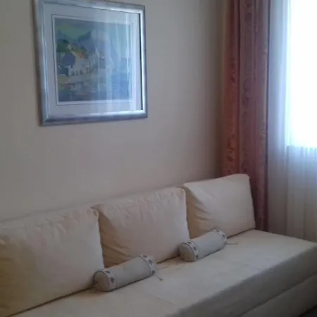 Гостьовий будинок Klaudija 4*
