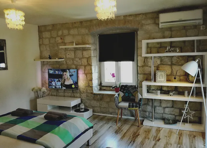 Klaudija טרוגיר