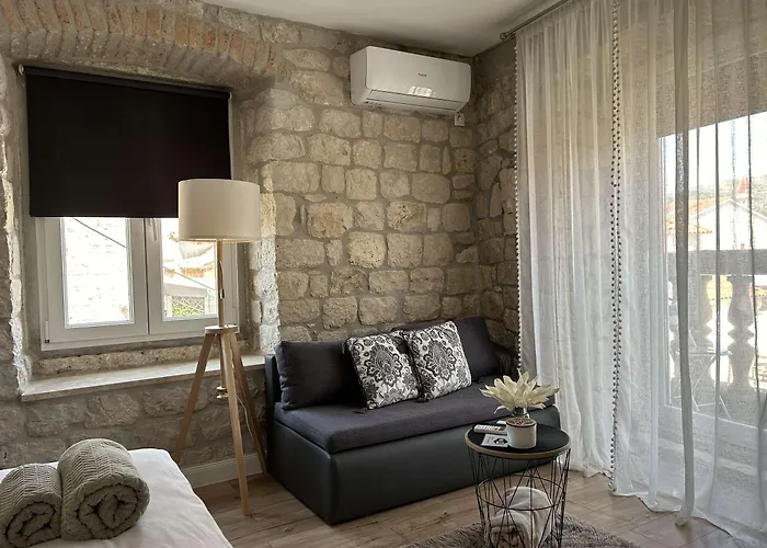 Klaudija Penzion Trogir
