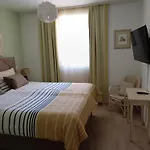 Gostinjska kuća Klaudija 4*