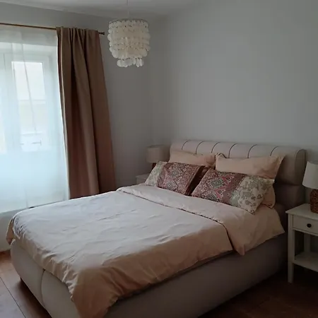 Klaudija 4*