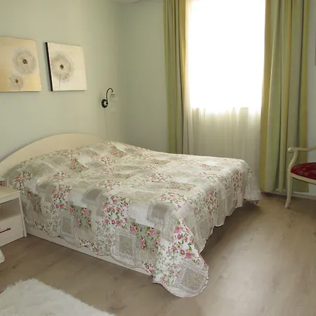 Klaudija 4*