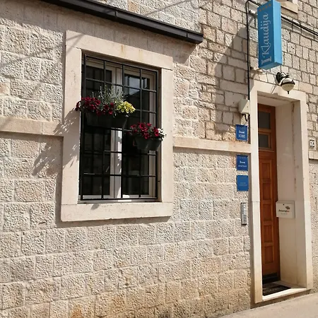 Casa de hóspedes Klaudija 4*