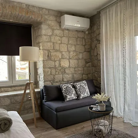 Klaudija Casa de hóspedes Trogir