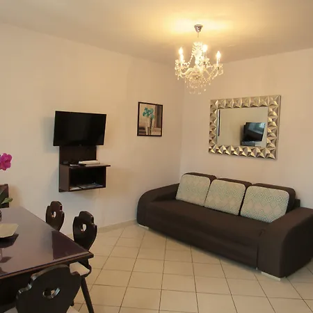 Klaudija Casa de hóspedes 4*