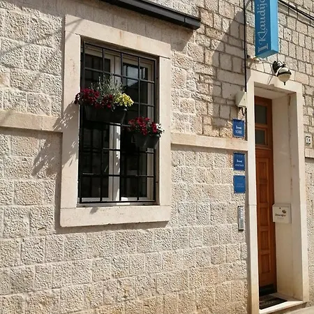 Klaudija Traù