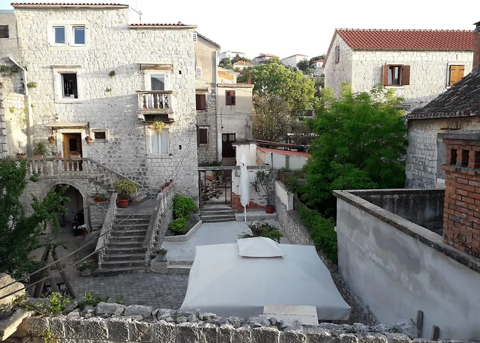 招待所 Klaudija 4*