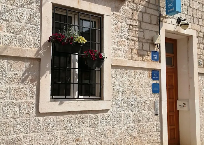 招待所 Klaudija 4*