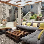 Klaudija Trogir